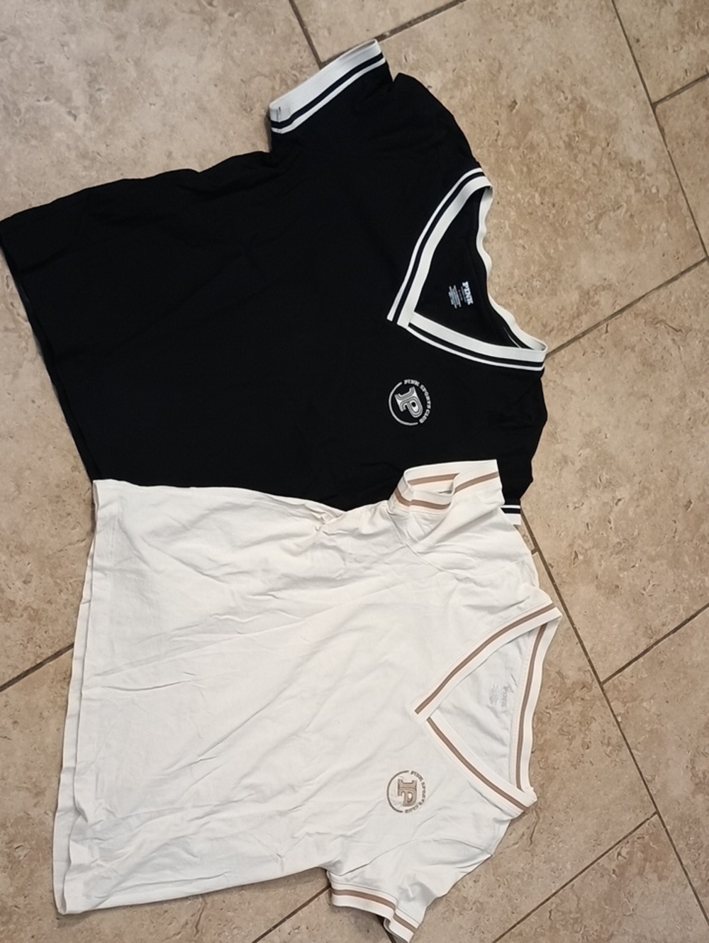 Victoria Serect V-Neck Short Sleeve Tee